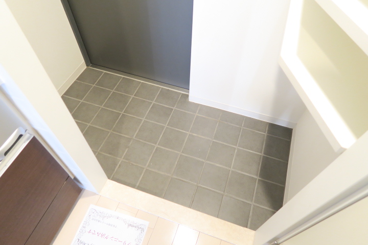 玄関　別号室の参考写真です