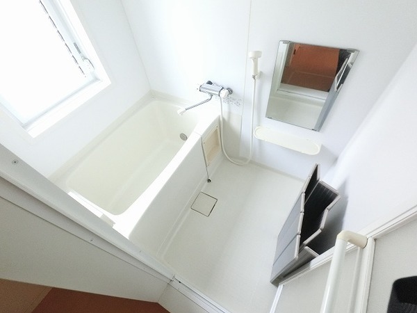 バス・シャワールーム　浴室乾燥機能付き