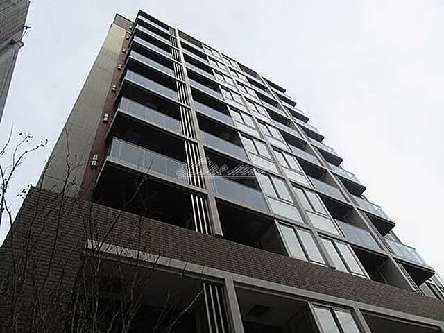 建物外観　オートロック完備