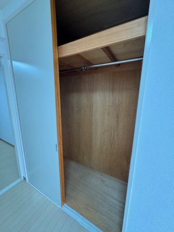 収納　※写真は別部屋です。現況優先
