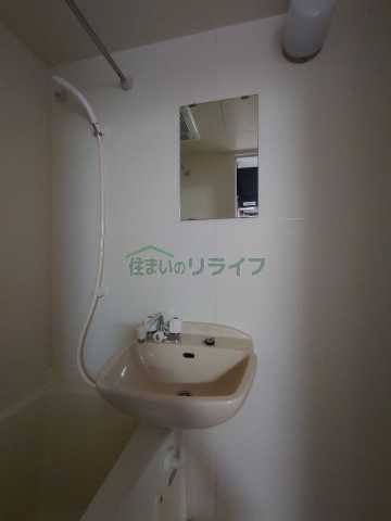 洗面設備　別室参考画像です