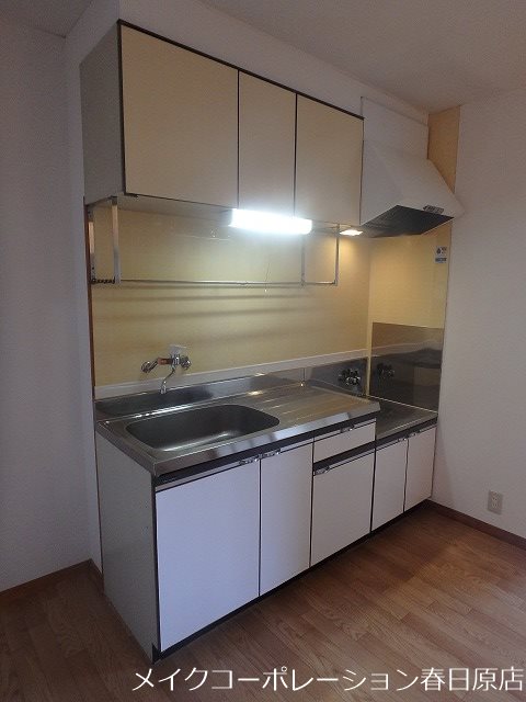 キッチン　写真は同型タイプ