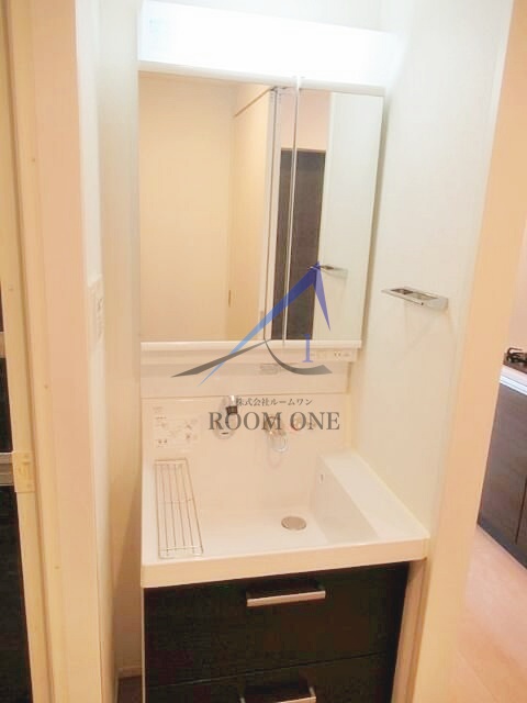 洗面設備　洗面台です。