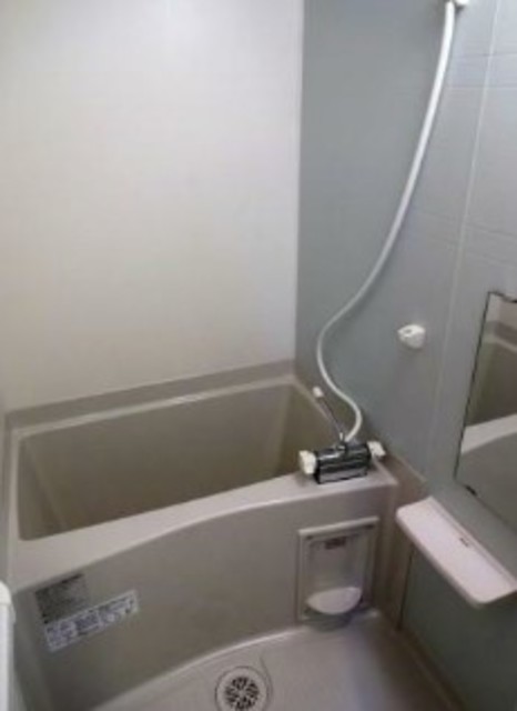 バス・シャワールーム　バスルーム