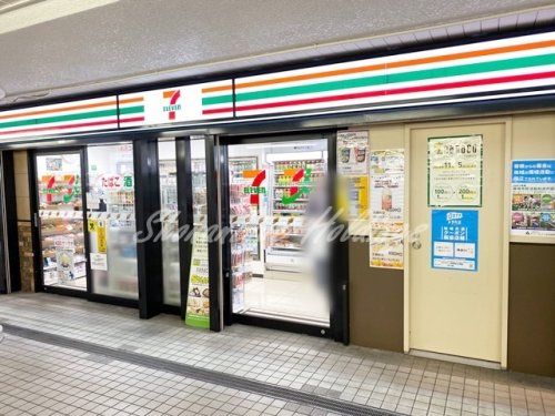 コンビニ　セブン-イレブン 小田急中央林間店（コンビニ）まで135m