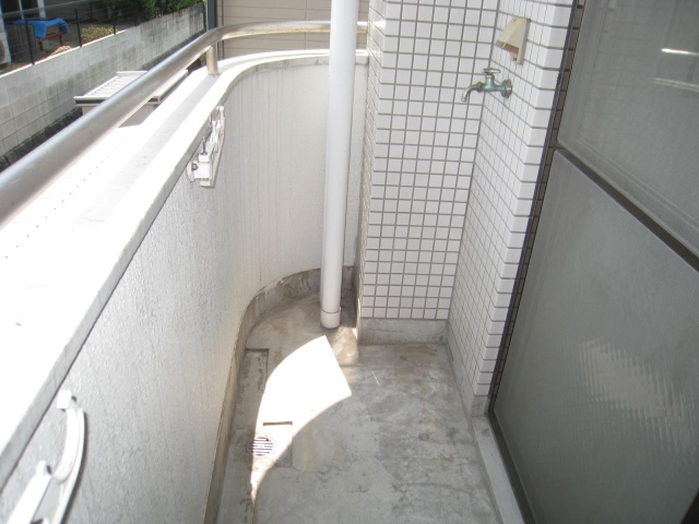 バルコニー　同物件別部屋