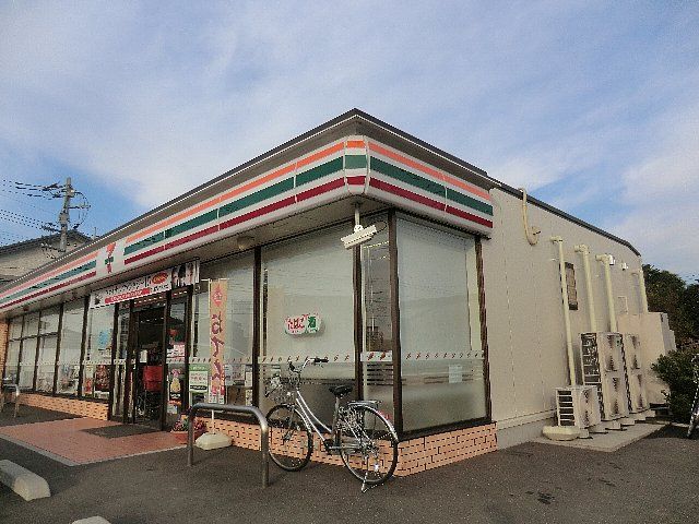 コンビニ　セブン‐イレブン 松伏町松伏店（コンビニ）まで433m