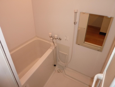 バス・シャワールーム　別部屋参考写真