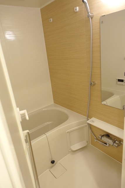 バス・シャワールーム　※写真は同タイプ住戸です。