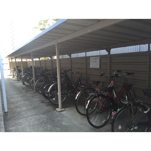 その他共有部分　自転車置き場