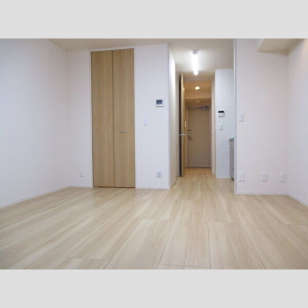 居室・リビング　洋間