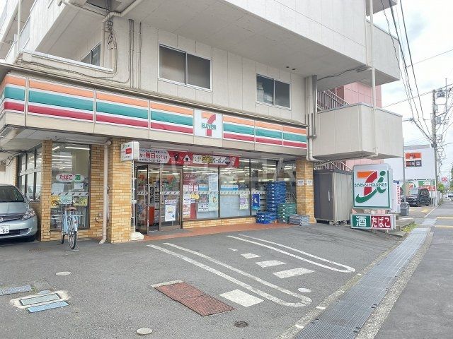 コンビニ　セブンイレブン 日野大坂上店（コンビニ）まで452m