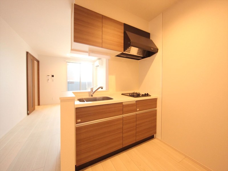 キッチン　システムキッチン（ガス2口コンロ付）