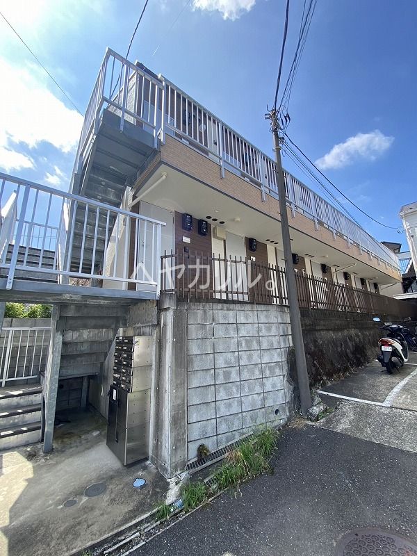 エントランス　同建物別部屋参考