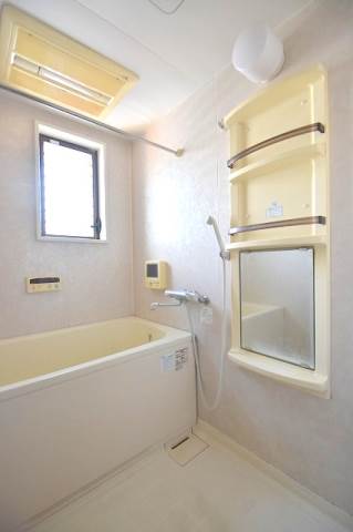 バス・シャワールーム　追焚・浴室乾燥機能付バス
