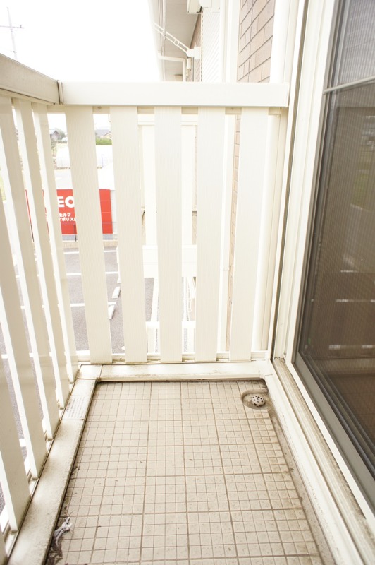 バルコニー　図面と現状に相違がある場合には現状を優先