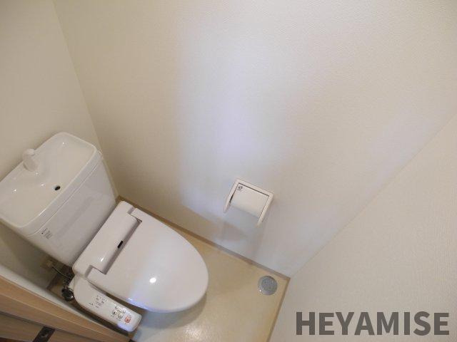 トイレ　※同間取りの別の階のお部屋の写真です※