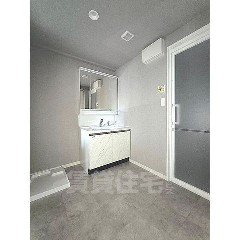 洗面設備　同タイプ