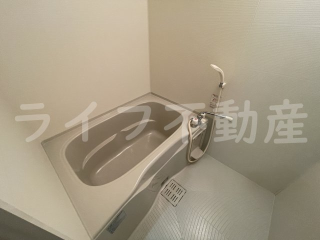 バス・シャワールーム　ゆったり過ごせるお風呂です