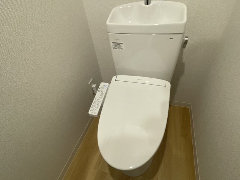トイレ　ウォシュレット付きトイレ