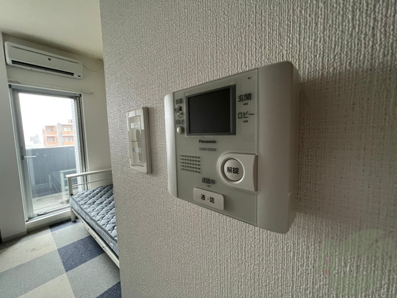 セキュリティ　インターホンは通話ができるので急な訪問があっても安心です。