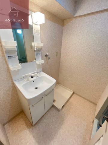 洗面設備　コンパクトで使いやすい洗面所