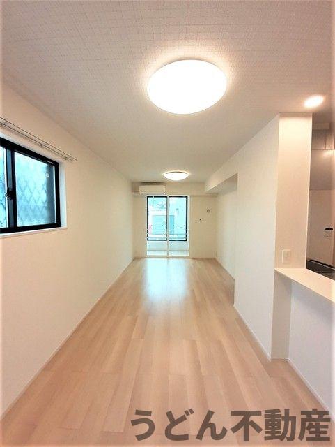 居室・リビング　うどん県のお部屋探しはうどん不動産へ うどんちゃんとLINE