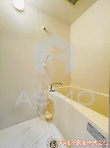 バス・シャワールーム　同マンション別部屋参考写真