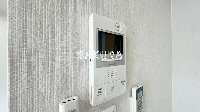 セキュリティ　不審者、勧誘員をシャットアウトできるオートロックです♪