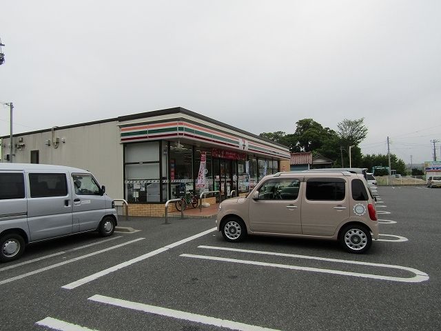コンビニ　セブンイレブン新小轡店（コンビニ）まで1100m
