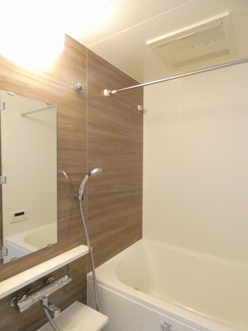 バス・シャワールーム　バスルーム※別部屋参考写真