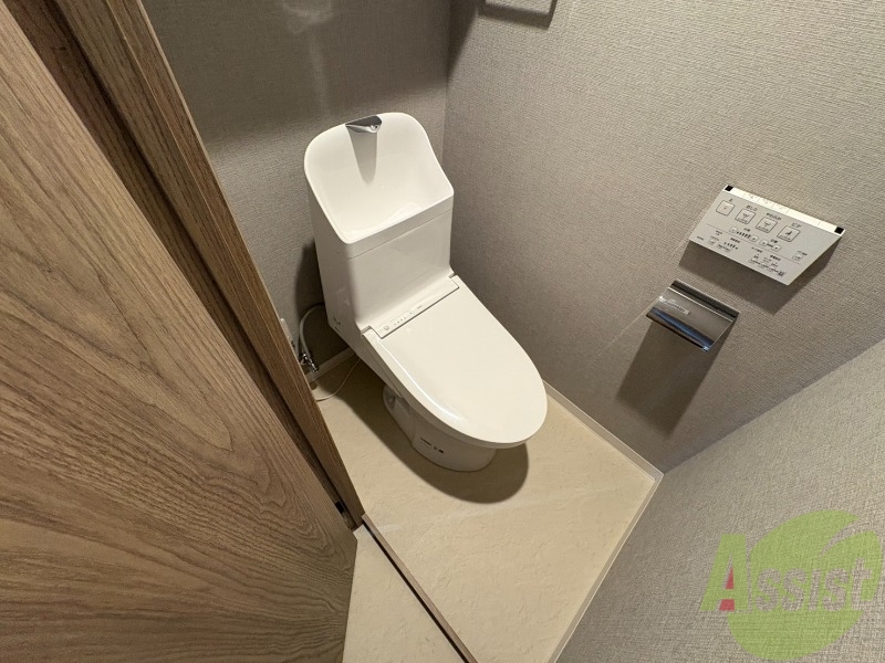 トイレ　こちらはトイレです。清潔感があり、安心して使用できます。