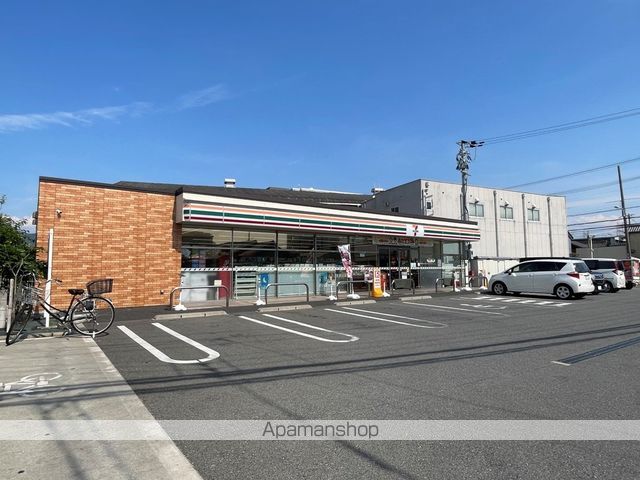 コンビニ　セブンイレブン（コンビニ）まで1385m
