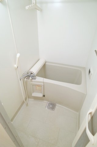 バス・シャワールーム　同間取り他部屋の参考写真