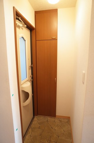 玄関　同間取り他部屋の参考写真