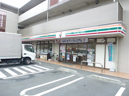 コンビニ　セブン－イレブン船橋前原東４丁目店（コンビニ）まで823m