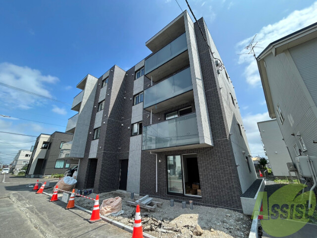 建物外観　札幌市東区本町一条「ＦＯＬＩＡＧＥ　ＰＬＡＣＥ」
