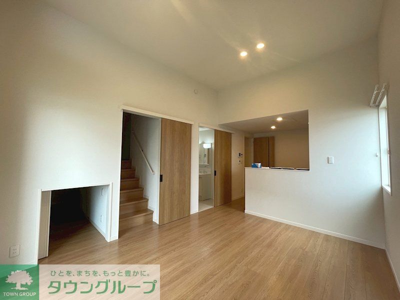 居室・リビング　★お部屋探しは株式会社タウンハウジング東京まで★