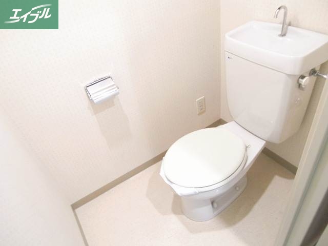 トイレ　同タイプのお部屋の写真です