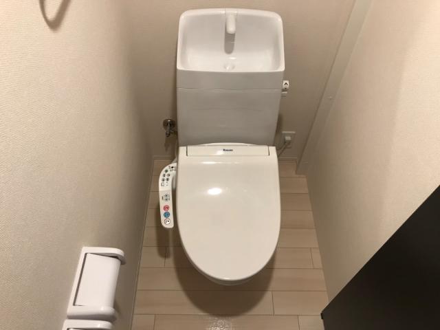 トイレ　シャワー付トイレ