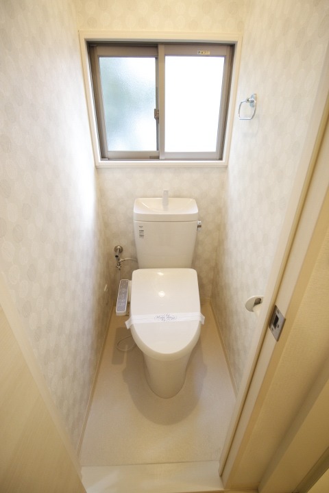 トイレ　※他部屋参考写真