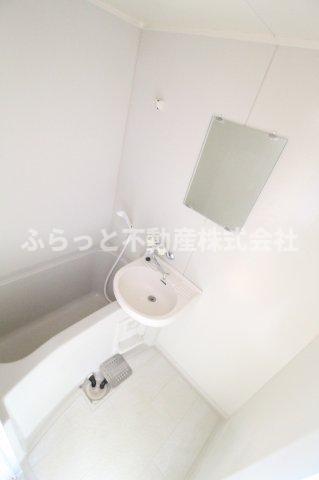 バス・シャワールーム　日々の疲れを癒すお風呂付です