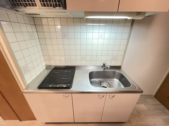 キッチン　※別部屋の写真です