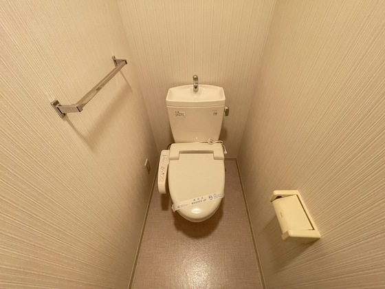 トイレ　※別部屋の写真です