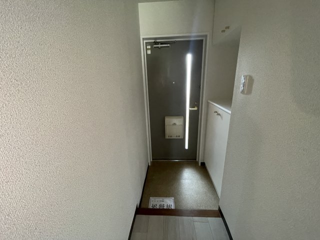 ラヴィーヌ砥堀の玄関写真