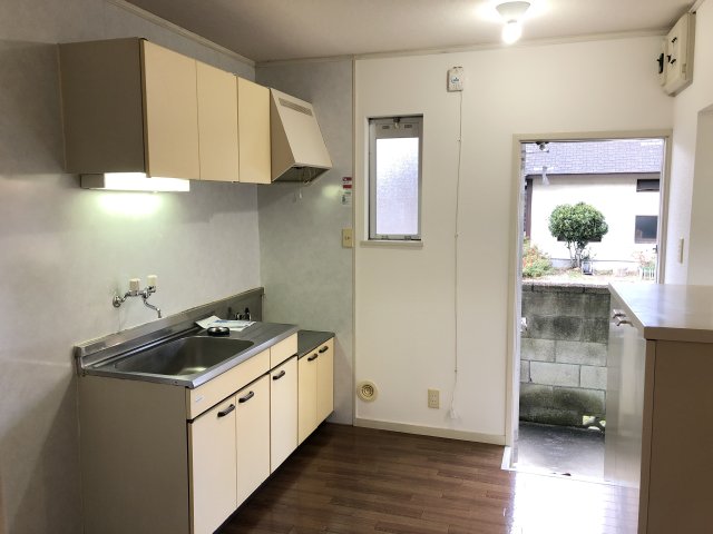 パステル六軒町B棟のキッチン写真