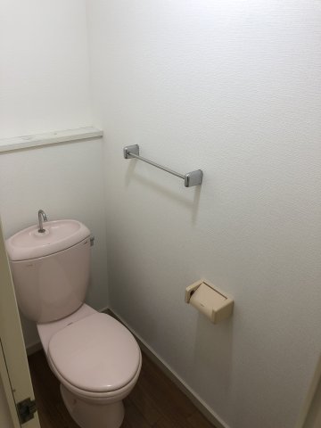 パステル六軒町B棟のトイレ写真