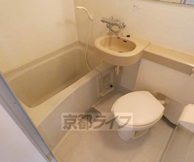 おおきに百万遍サニーアパートメントの風呂写真