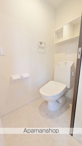 阪急宝塚線 庄内駅 徒歩7分 2階建 築1年のトイレ写真