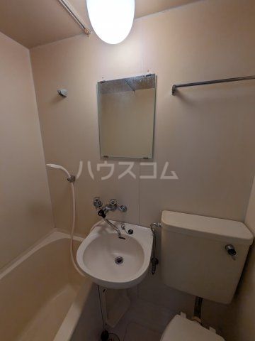 ジュネパレス蒲生第07の内装写真